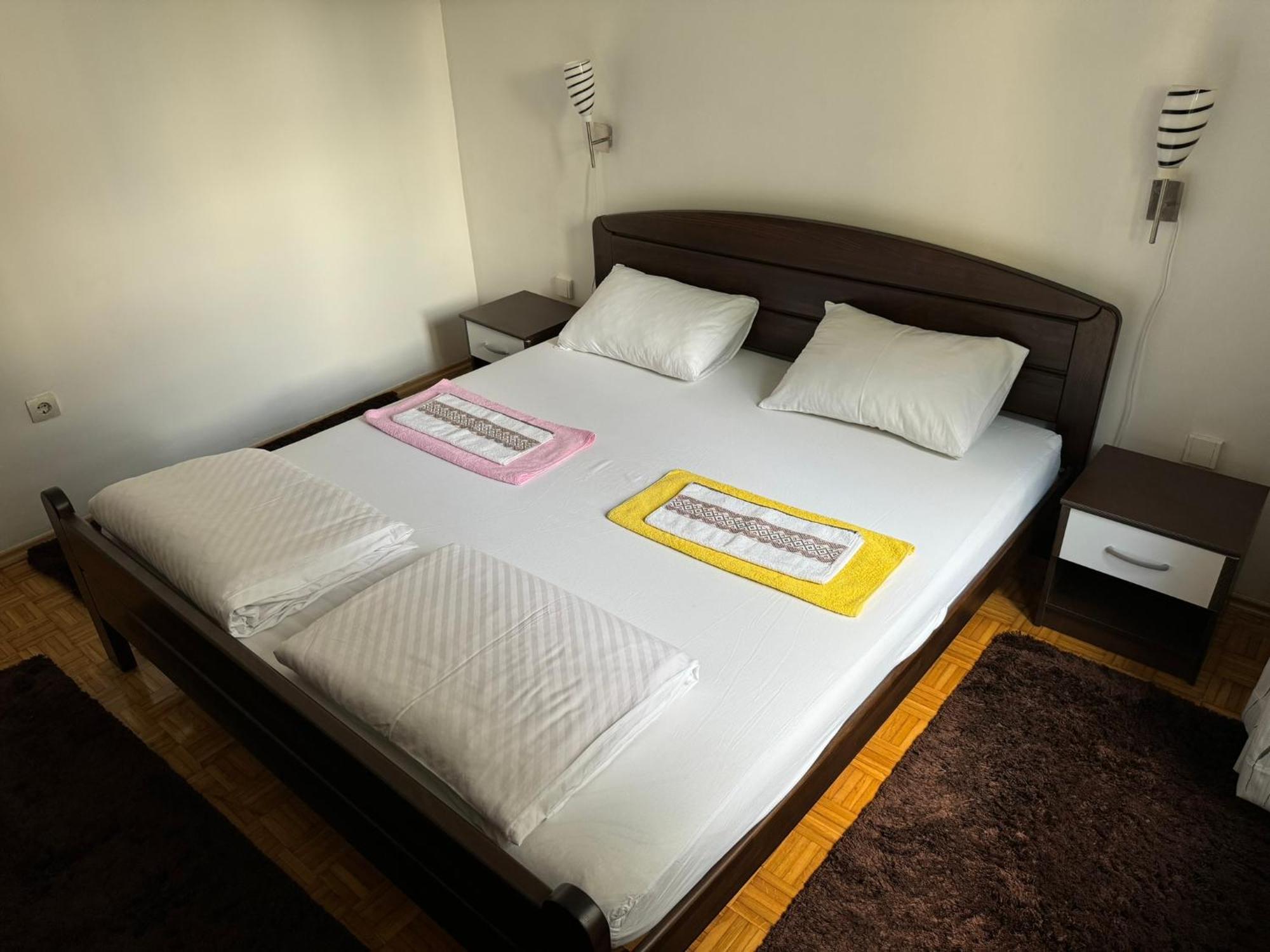 Apartment Share ซาราเยโว ภายนอก รูปภาพ